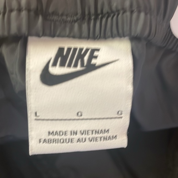 Nike Boys' Woven Utility Sweatpants, Kids', Jogger, Zippered, size L - Picture 9 of 14